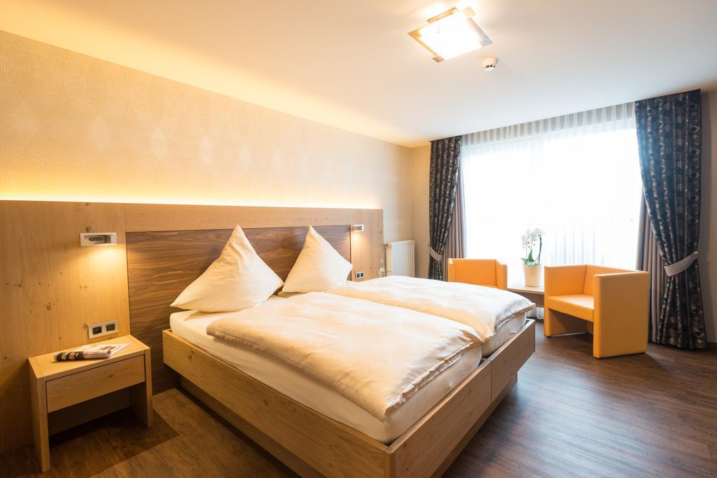 Hotel Haus Tiefenbach Büllingen Habitación foto